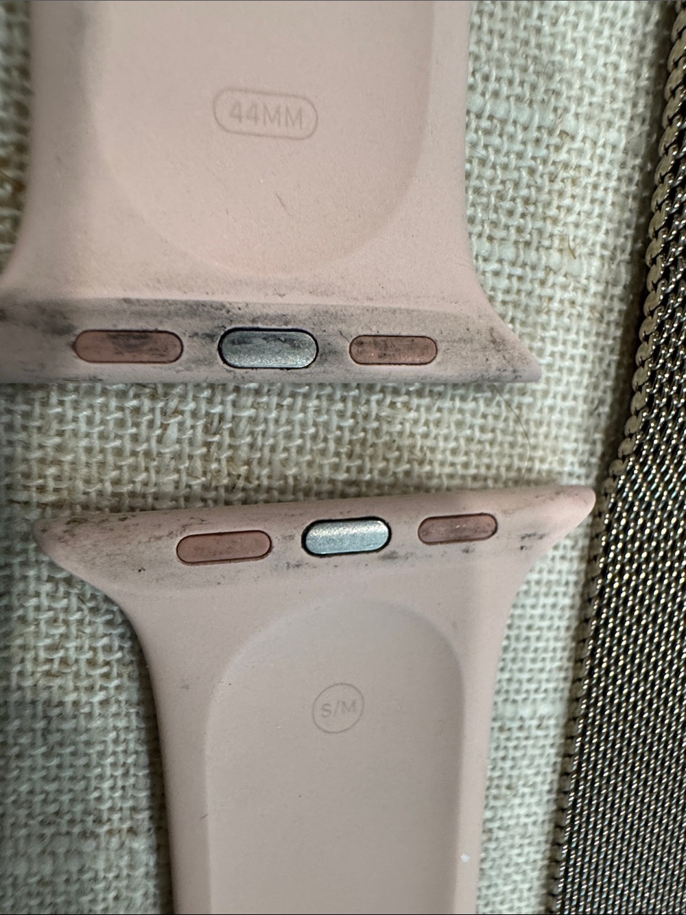 Bundle of 4 Apple Watch 44MM s/m bands - Picture 8 of 8